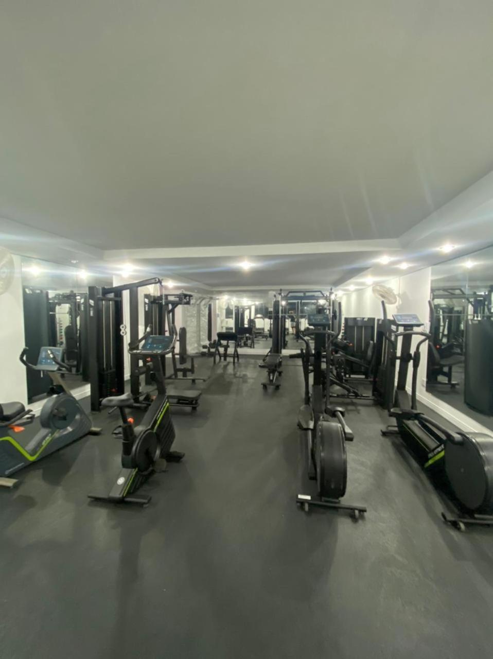 Apartamento Flat Praia Pitangueiras No غوارويا المظهر الخارجي الصورة